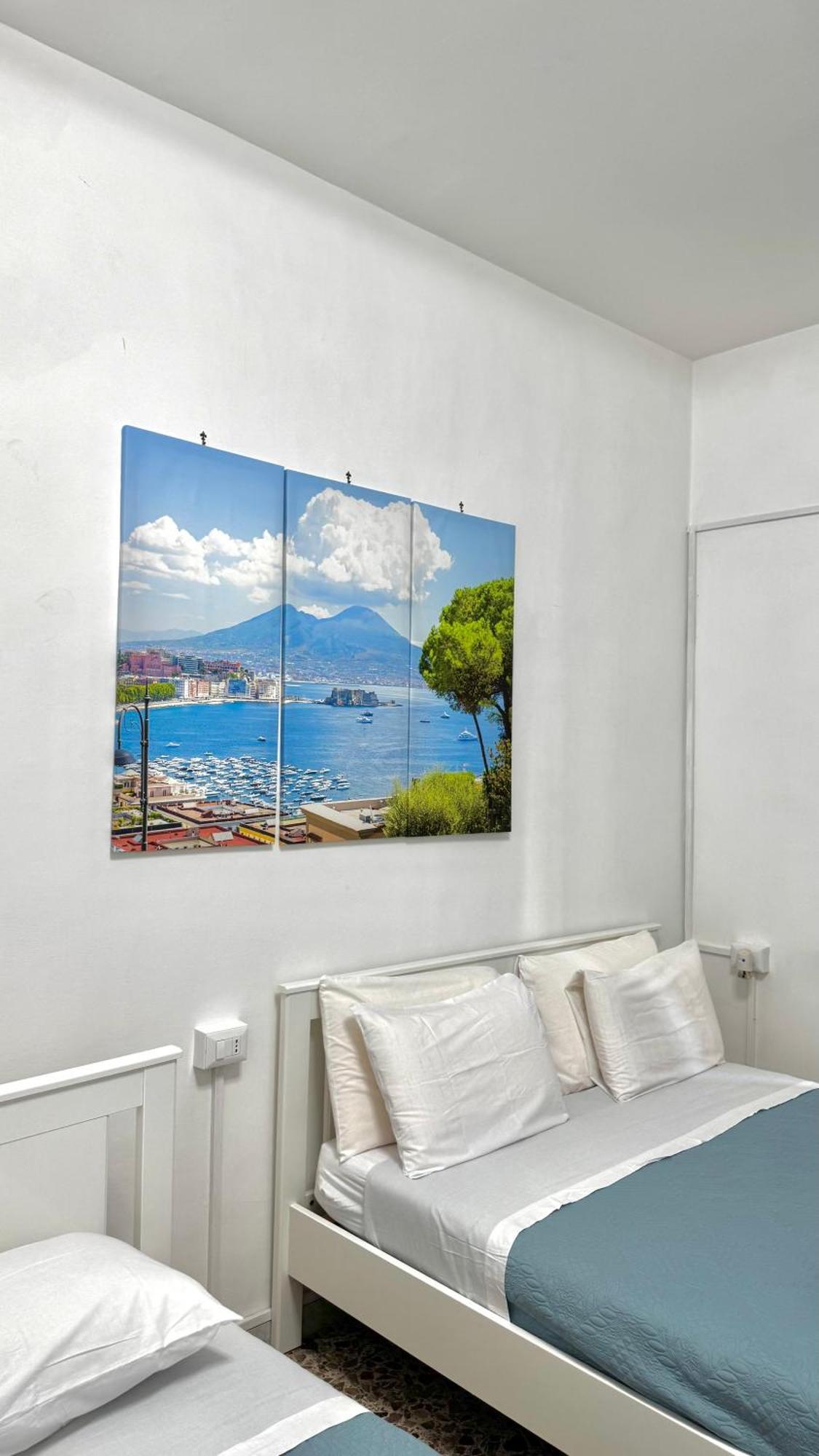 House Piazza Garibaldi By Loveinthetravel เนเปิลส์ ภายนอก รูปภาพ