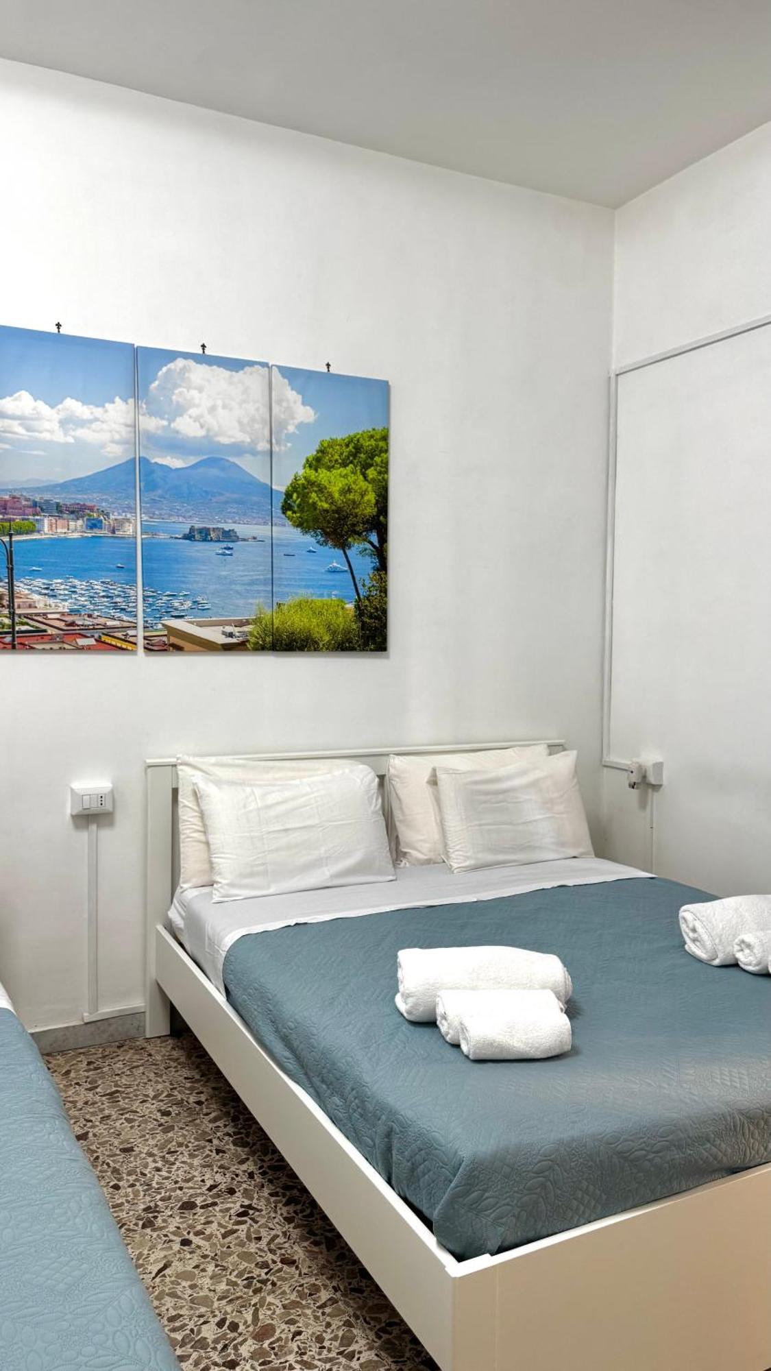 House Piazza Garibaldi By Loveinthetravel เนเปิลส์ ภายนอก รูปภาพ